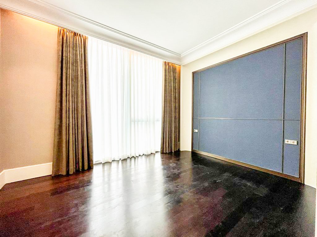 St Regist  Residence